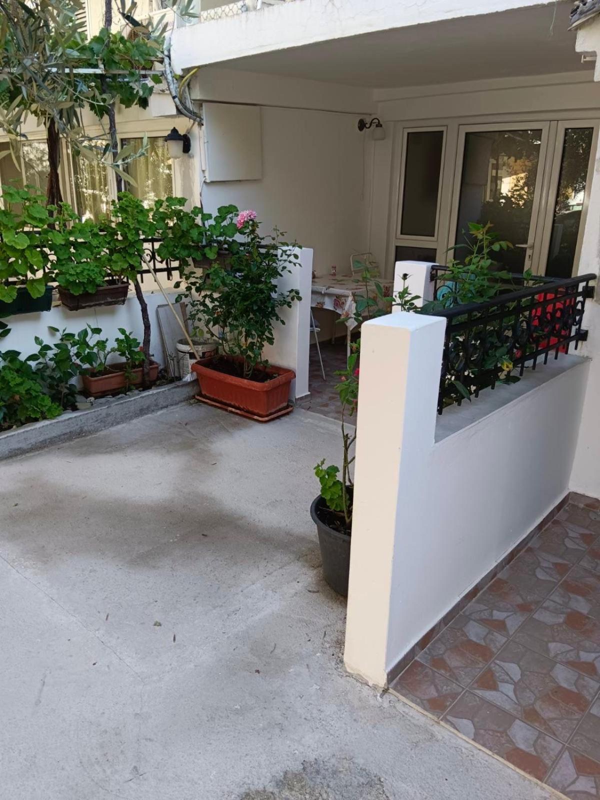 Apartments Gvozdenovic Petrovac Екстериор снимка